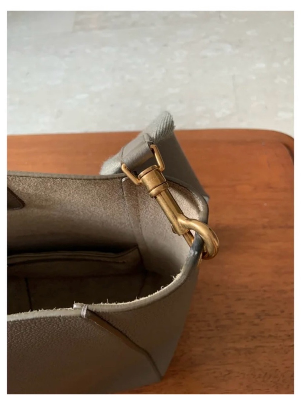 Celine Sangle Small Bucket Bag in soft grained calfskin - Picture 7 of 12